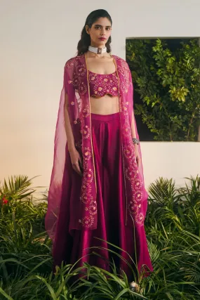 Anvee Cape Set