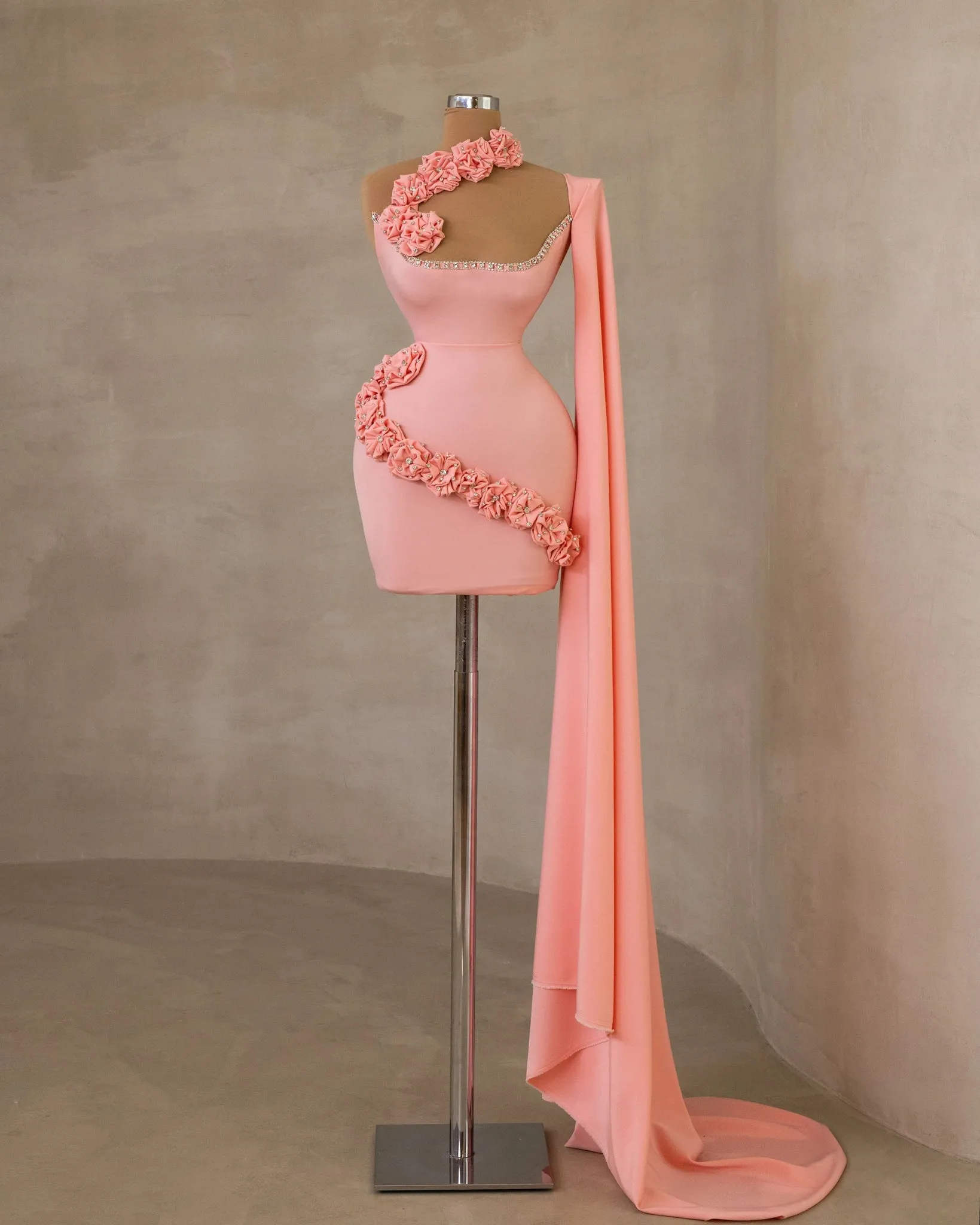 Athéina Sleeveless Light Pink Short Dress with Shoulder Cape