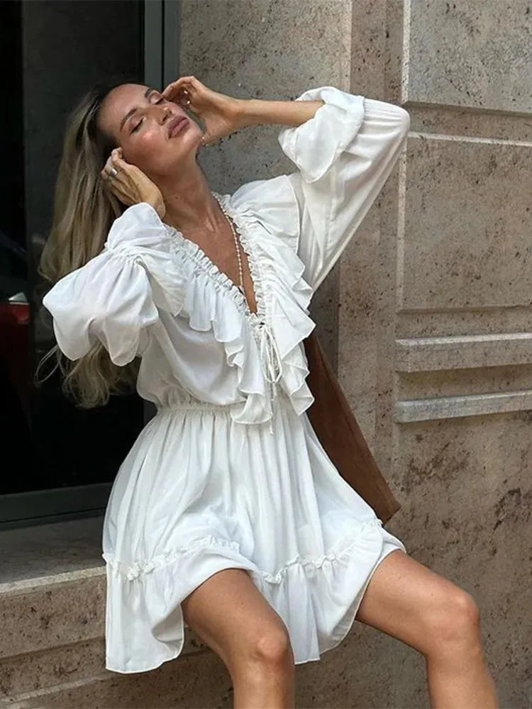 Cameron Mae - Romantic ruffled dress