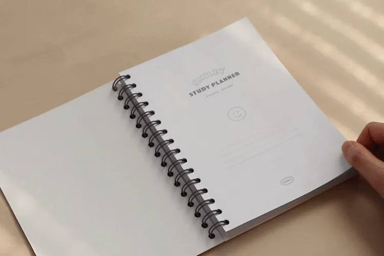 Iconic Study Planner SMILEY [4 Months]