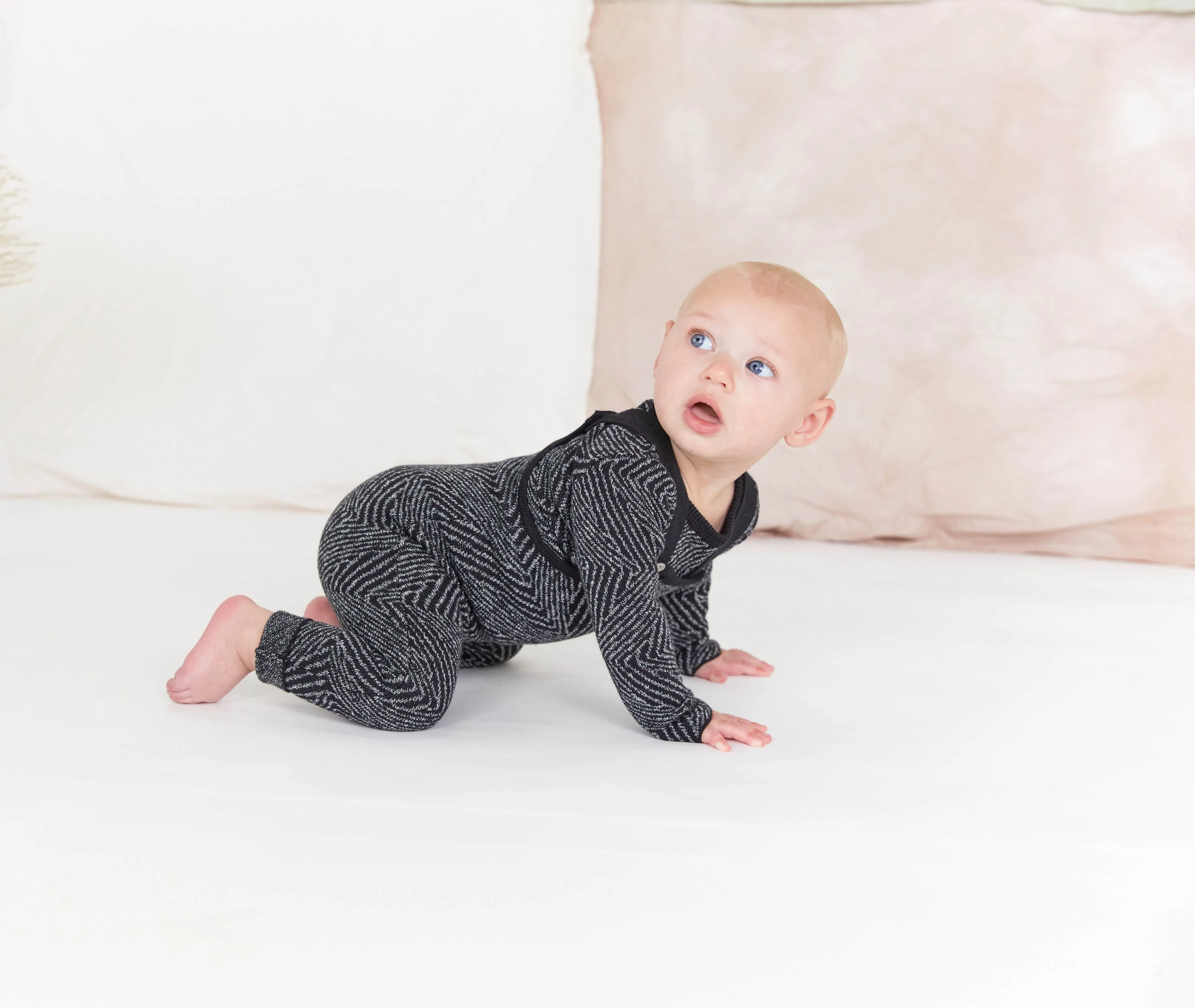 Kipp Black Pattern Overall Set