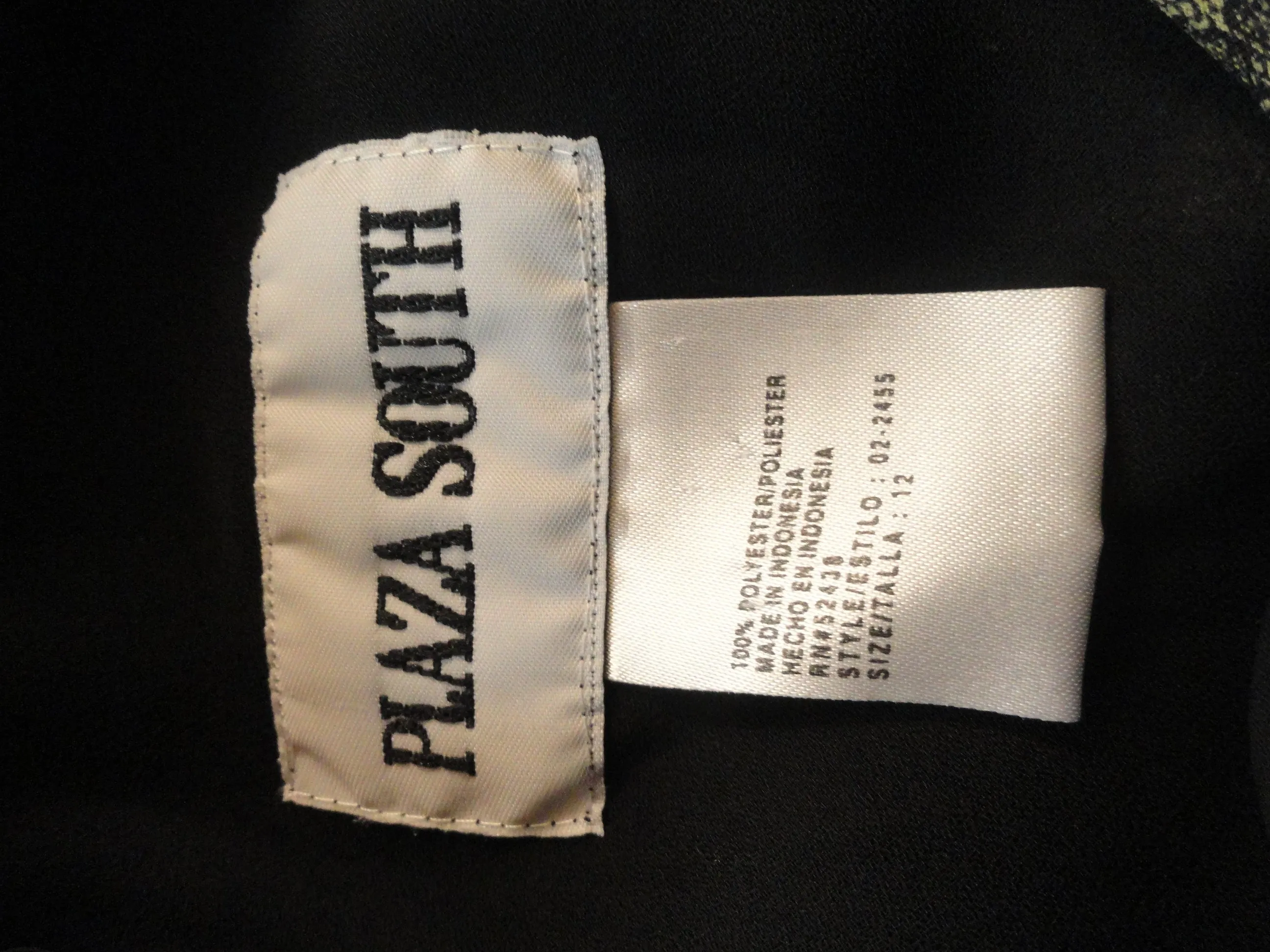 Plaza South 70's Short Sleeved Black Double Layer Sheer Floral W/Red Flowers And Ruffles Long Dress Size 12 SKU 000136