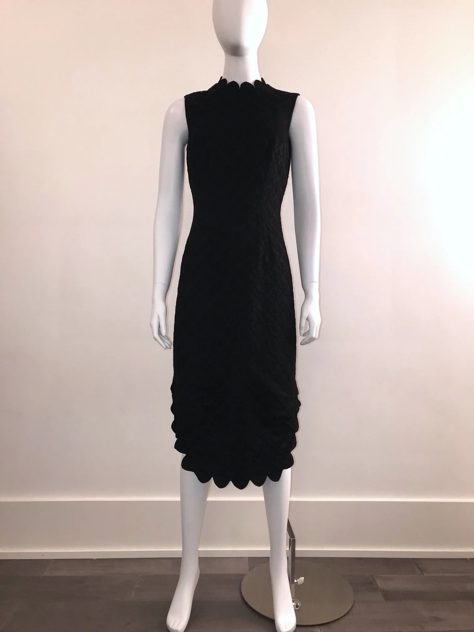 Textured Black Scalloped Edge 2-Piece Dress & Jacket