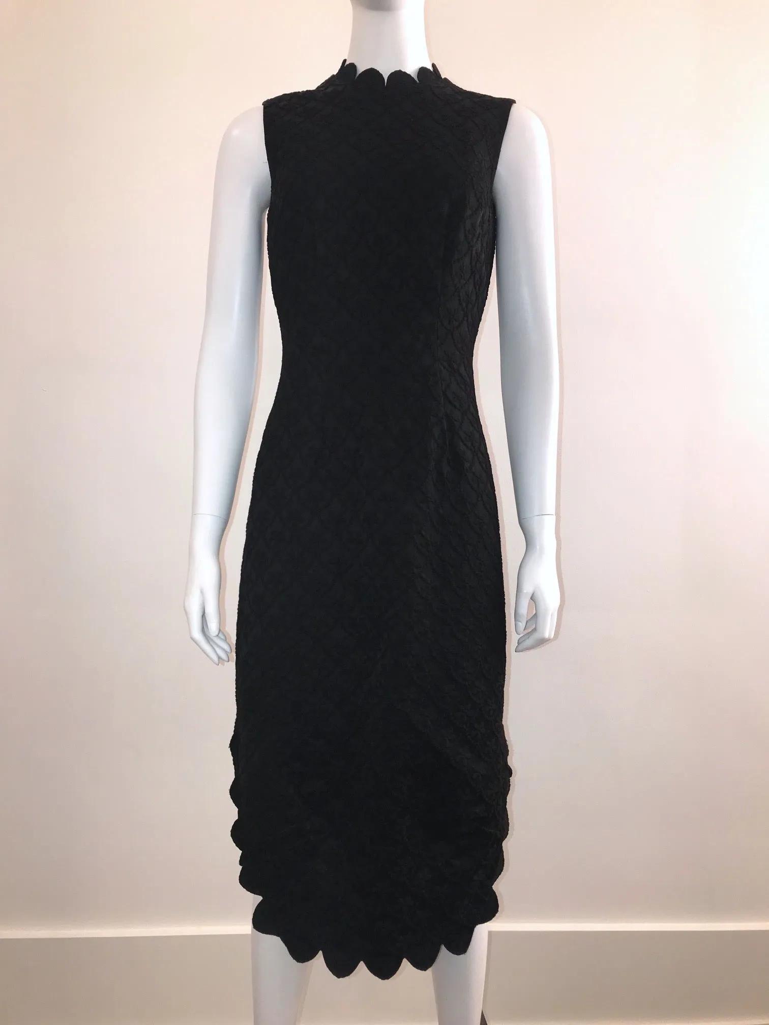 Textured Black Scalloped Edge 2-Piece Dress & Jacket