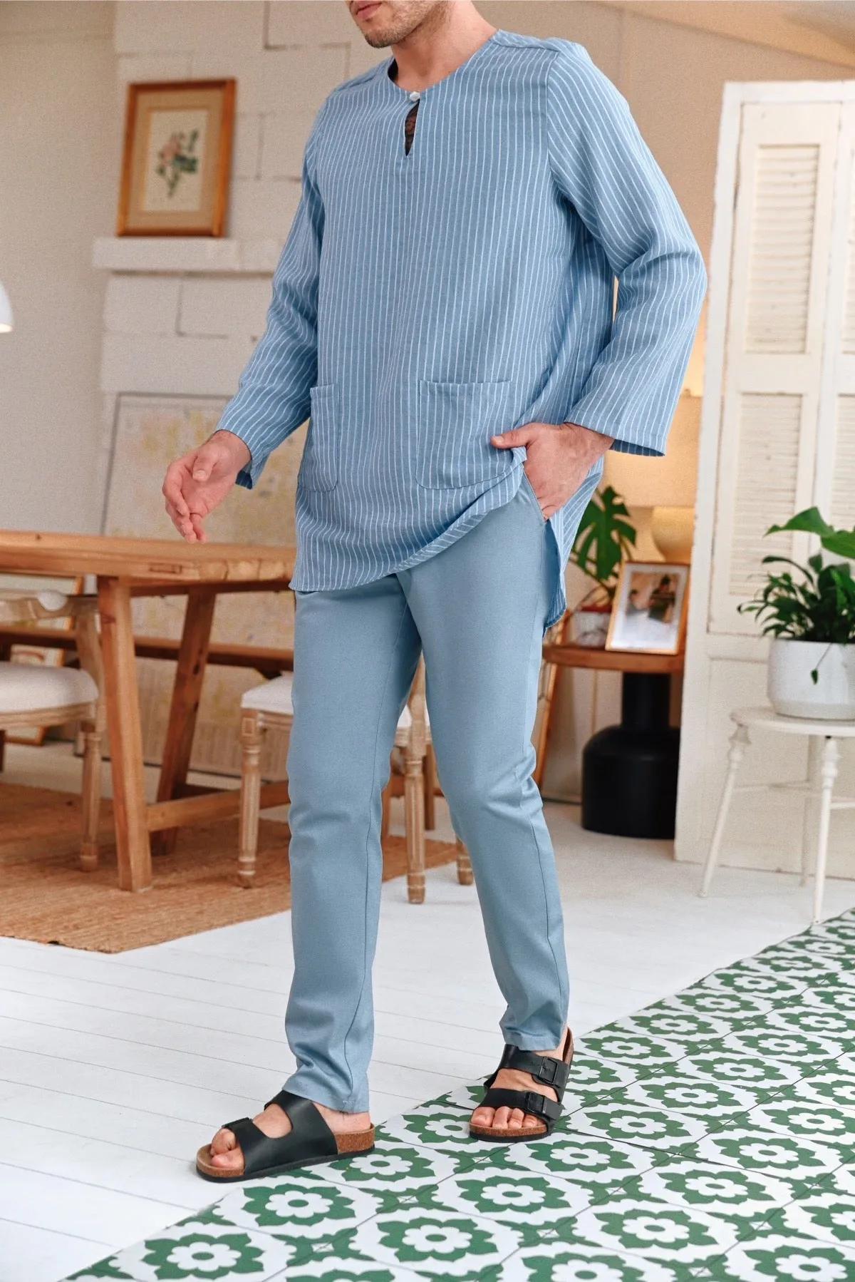 The Perfect Men Slim Fit Pants - Light Pigeon Blue