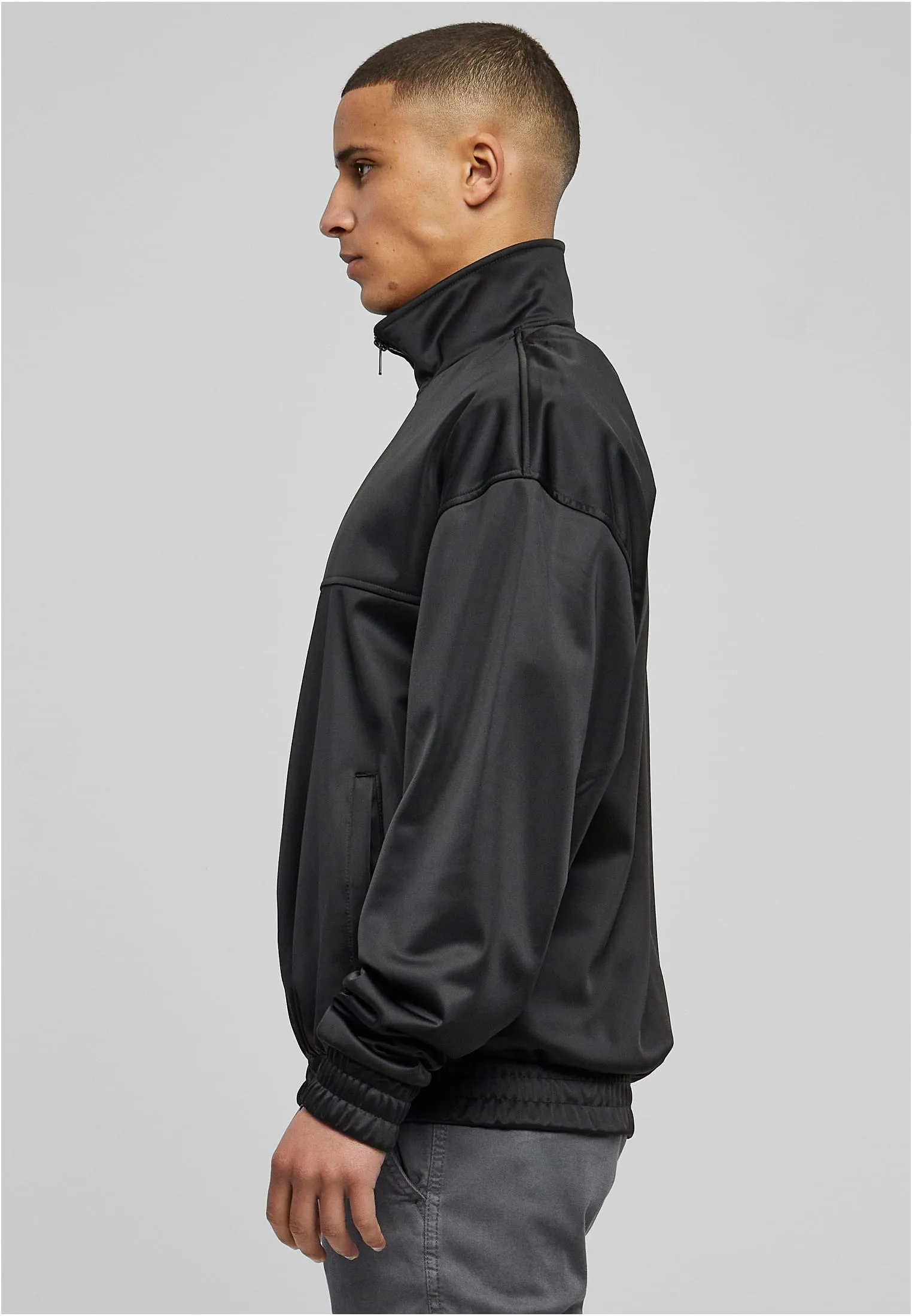 UC Classic Track Jacket - Black